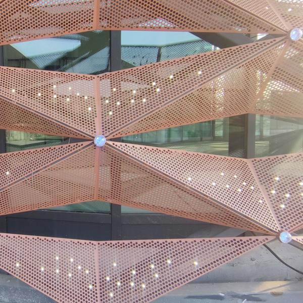 Insulation Systems and Natural Light in Aluminium Curtain Wall with Advanced