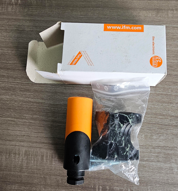 Durable IFM Inductive Sensor IB0016 IBE2020 with 20mm Sensing Range and Short