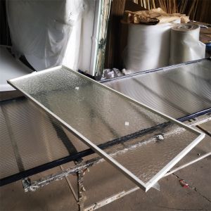 China 5mm 8mm Fluted Tempered Glass Safety Privacy Decorative Clear Toughened Tecture Reeded Pattern Glass on sale