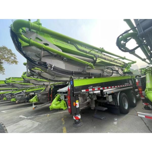 Semi-Dry Shotcrete Type Zoomlion 47m Concrete Pump Truck on HOWO Chassis with Spare Parts