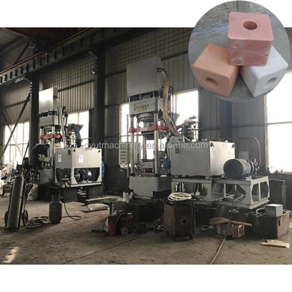 50000 UT 8 Ton/h Hydraulic Block Licking Machine for Cattle Cow Salt Lick