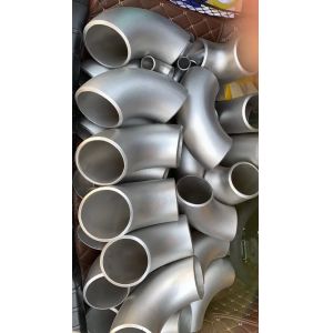 Cushion Tee / Target Tee Seamless 1/2'' - 4'' ASME B16.9 Carbon Steel MSS SP-75