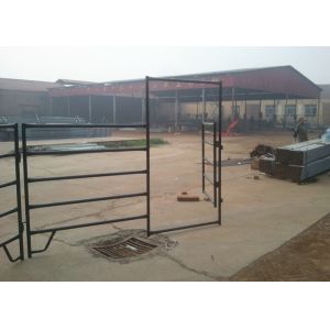 Welded Metal Cattle Fence Panels Australia Standard With Square / Oval / Round