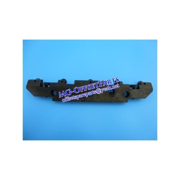 Quality 71.005.012, HD SM102 MACHINE GRIPPER BAR SUPPORT, HD USED PARTS wholesale