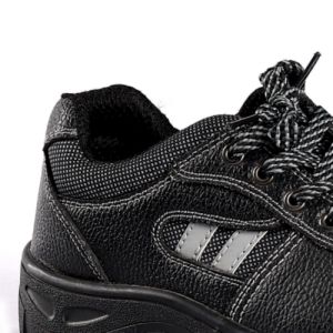 EU 36-47 Basic Work Boots Embossed Cow Leather Upper Lace Up Closure Metal