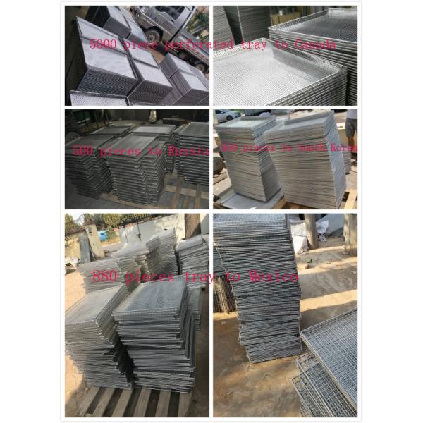 Metal Perforated Aluminum Wire Mesh Tray For Food Industries , 600X400 Size