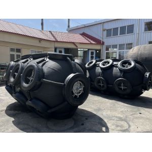 Top Notch Rubber Pneumatic Fenders For Ships Marine Applications