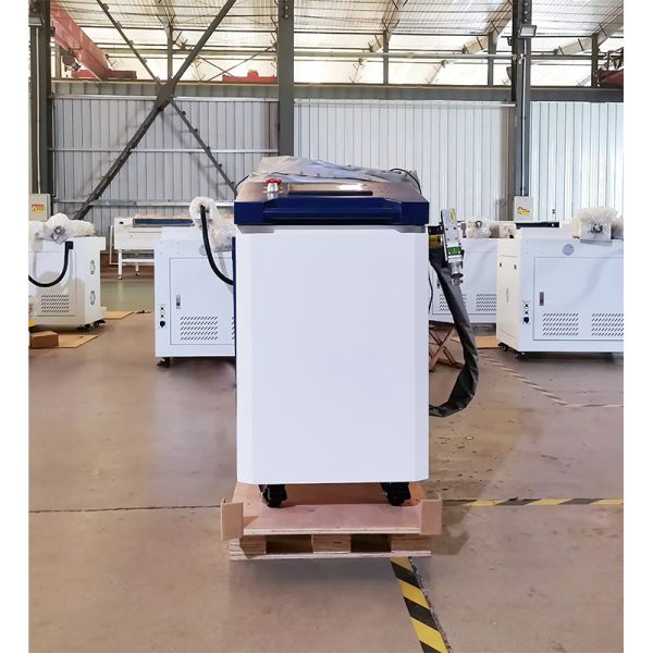 Portable Handheld 100W/200W/300W Pulse Fiber Laser Cleaning Machine Max Brand