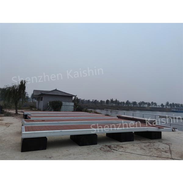 Long-Lasting Aluminum Floating Docks Marine Floating Pontoon With Decking And