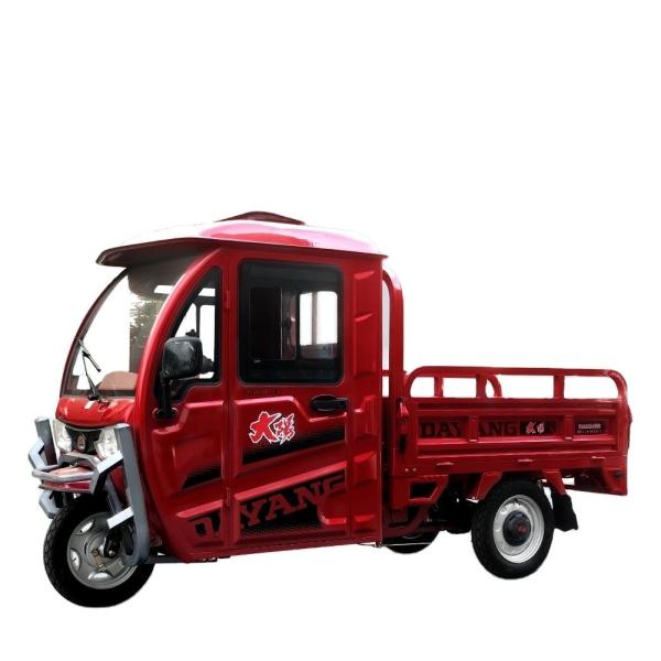 Quality 1500w Electric Cargo Tricycle with Enclosed Body High Displacement and Red Color Made wholesale
