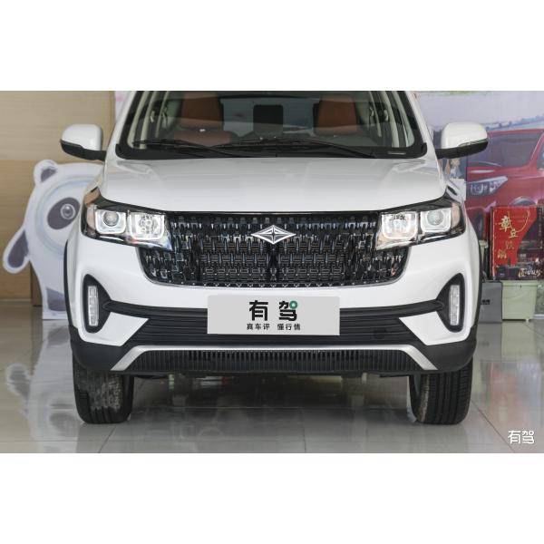 Quality Economical Practical Fuel 4 Wheel Drive SUV Family Car BAIC Ruixiang X3 wholesale