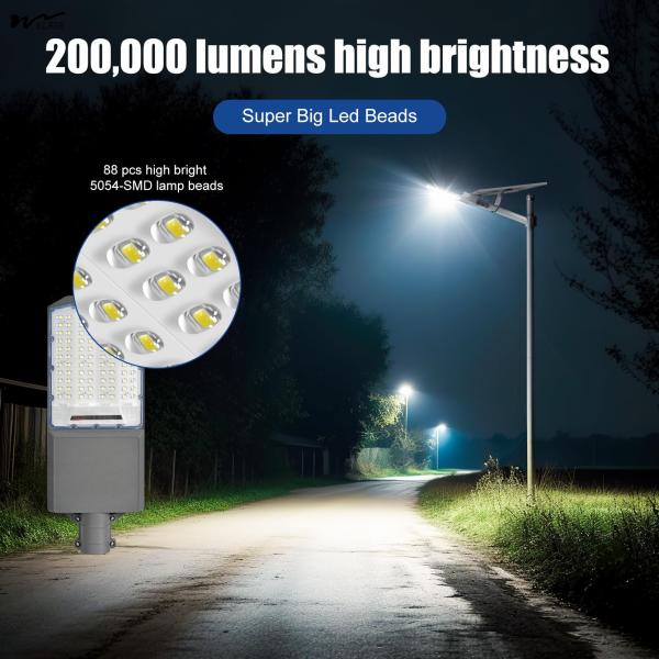 Outdoor Courtyard Solar Street Light 2000W with 50000 Hours Working Time Guarantee