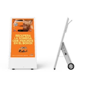 Outdoor Movable 43inch LCD Digital Poster Foldable and Portable Design with all