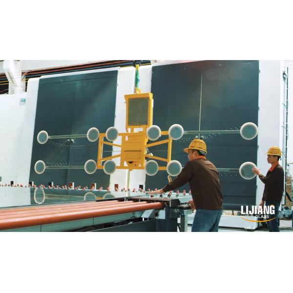 Quality Four Suckers Glass Crane With Four Meters Length And Five Meters Height wholesale