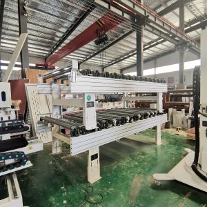 Multi Roller Conveyor for Wooden Door Assembly Line Easy to Operate Length