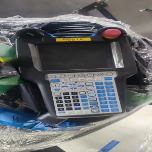 R-2000iC/210F Fanuc Used Industrial Robots With R-30iB Plus Cabinet Teach