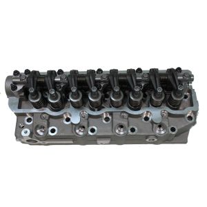 4D56 Cylinder Head Assembly With Valves 908511 Mitsubishi Truck Engine Parts