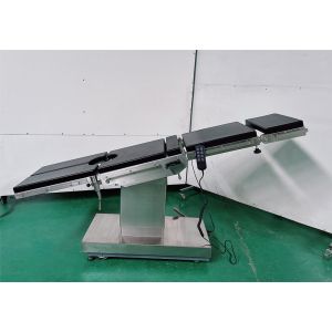 Radiolucent X-ray C Arm Electric Operating Table Surgical Table