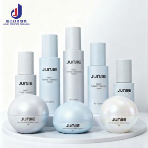 High Quality Cosmetics Packaging Mini Spray Bottle 80ml 100ml 120ml Custom Color