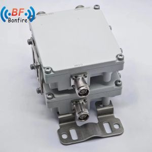 4.3-10 Female Quad-Band Combiner Diplexer 1710-1880 1920-2170 2300-2400 2500