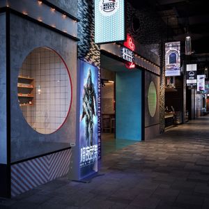 Cheap WIFI USB LED Poster Display P1.86 P2 P2.5 P3 640x1920mm 4K LED Display Digital LED Mirror Advertising Video Wall for sale