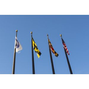 Black Color Stainless Steel Flag Pole No Welding With Guide Hole And Tensioning Structure