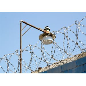 BTO 22 Concertina Razor Fence Wire 10 - 65mm Bard Length For Residences Fencing