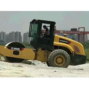 XCMG Used Asphalt Rollers XS203J / Old Road Roller Low Working Hours 33HZ