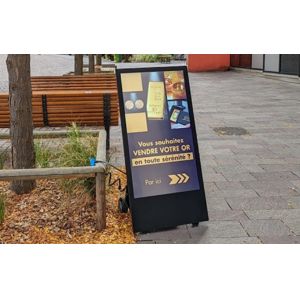 Outdoor Movable 43inch LCD Digital Poster Foldable and Portable Design with all