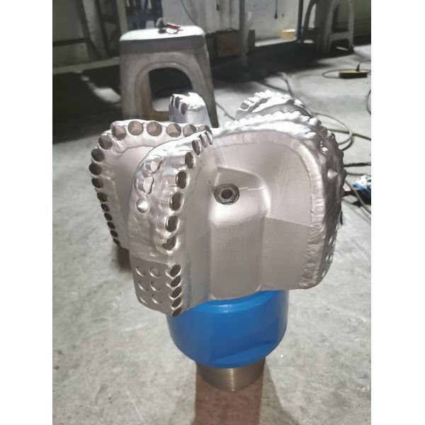 12-1/4′′ IADC S516 PDC Drill Bit for Hard Rock Drilling