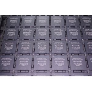 Al-tera Ep4ce6f17c8n Electronic Components Semiconductor Tester Microcontroller