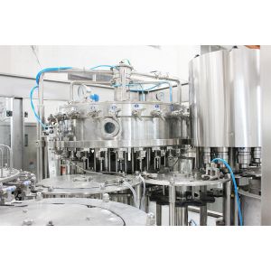 Electric Carbonated Beverage Filling Machine 1000BPH Soda Can Filling Machine