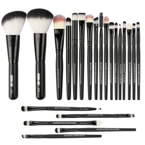 Comestic Brushes for eyes and face