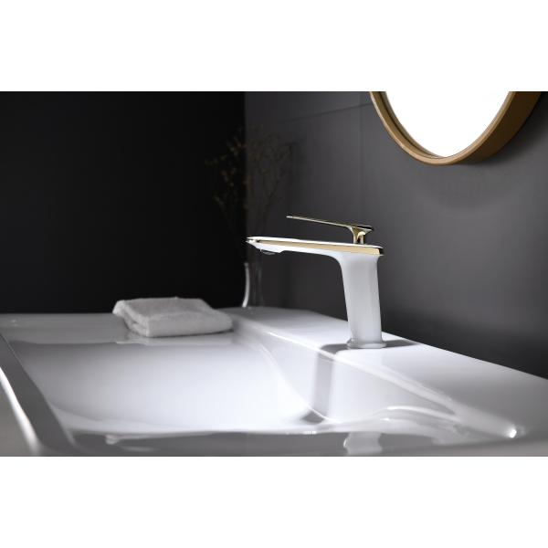 T&F Bathroom Basin Faucets , Chrome Brass Single Hole Basin Mixer Tap