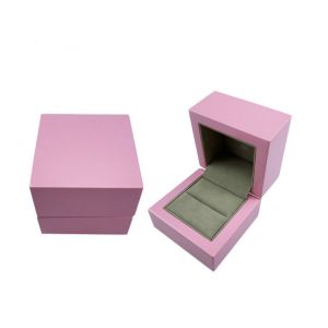 Luxury Wooden Proposal Ring Box E0 Grade With Environmentally Friendly Materials