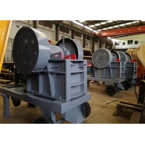 30tph Diesel PE Jaw Crusher Portable Stone Jaw Crusher 300r/Min