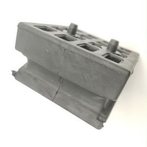 9063220319 A9063220319 Front Upper Spring Axle Leaf Bushing for VOLVO Sprinter