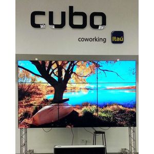 China 55 Inch 1.8mm Bezel 650cd/m2 1920x1080 Lcd Wall Panel on sale