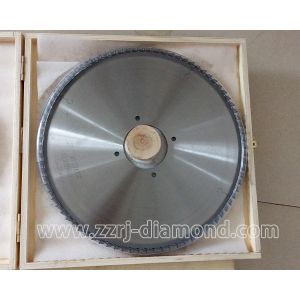 China PCD CIRCULAR SAW BLADE FOR WOOD CUTTING on sale