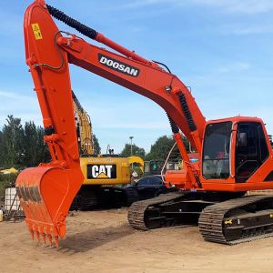 DH220-9 Used Doosan Excavators 1.05m3 Bucket Capacity 115kw Rated Power