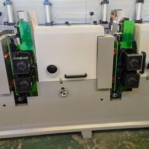 Solid wood furniture polishing made Effortless with Four side sanding machine