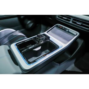 Intelligent 2023 Hycan Z03 Long Range Electric SUV Car with Fast Charger and