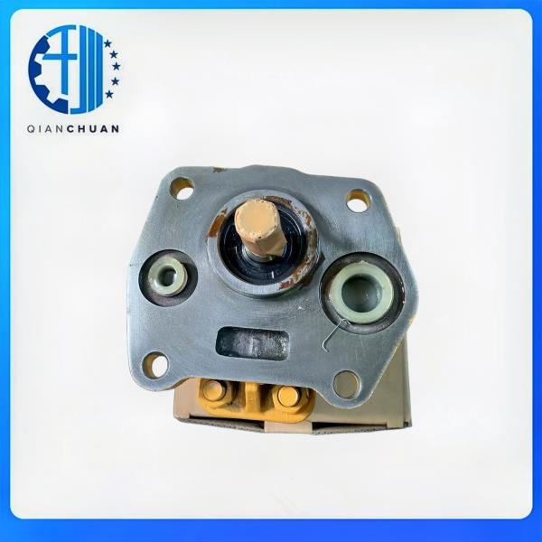 Clutch Pump 07421-71401 For Komatsu Bulldozer D20A D20P D20Q D20S