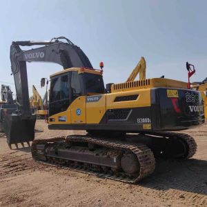 30 Tonnage Used Volvo EC300 Excavator 1.3m3 Bucket Capacity Good Quality