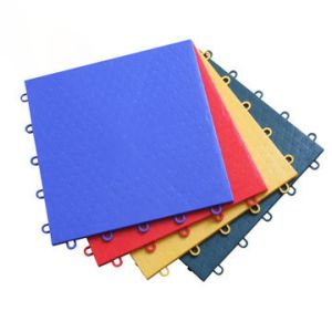 Cushion Garage Modular Interlocking Tiles PP Anti Slip Flooring Snap Together