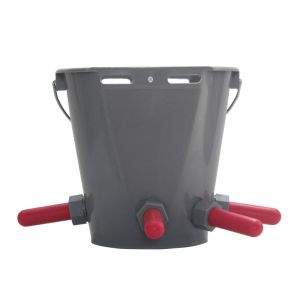 Green / Gray 8000ml Plastic Calf Feeding Bucket With Scale And Reinforced Rim