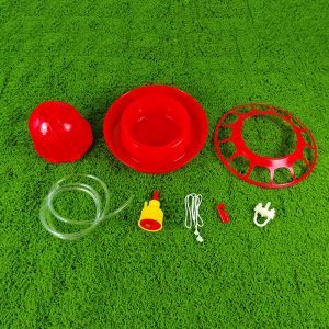 Long Lasting Red Plastic Plastic Water Feeder Cone Shape Anti Drip Design
