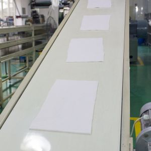 Cheap Industrial Grade FKM Rubber Precompound with 1.8 G/cm3 Specific Gravity -30°C Low Temperature Flexibility and 25% Compression Set for sale