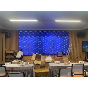 P1.8 P2 P2.5 P2.6 P2.9 High Quality Portable Indoor LED Signage Advertising