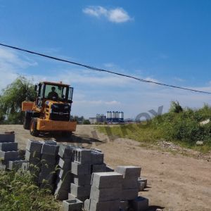 Construction Front Wheel Loader 0.6m3 For Transporting 1.9m Bucket Length